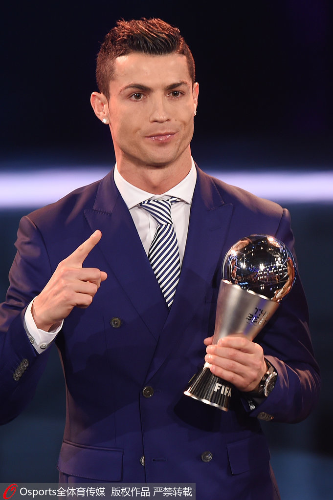 利物浦晒与毕包两场季前赛海报：维尔茨、范戴克、萨拉赫出镜（利物浦发布与毕尔巴鄂两场季前热身赛海报：维尔茨、范戴克、萨拉赫亮相）